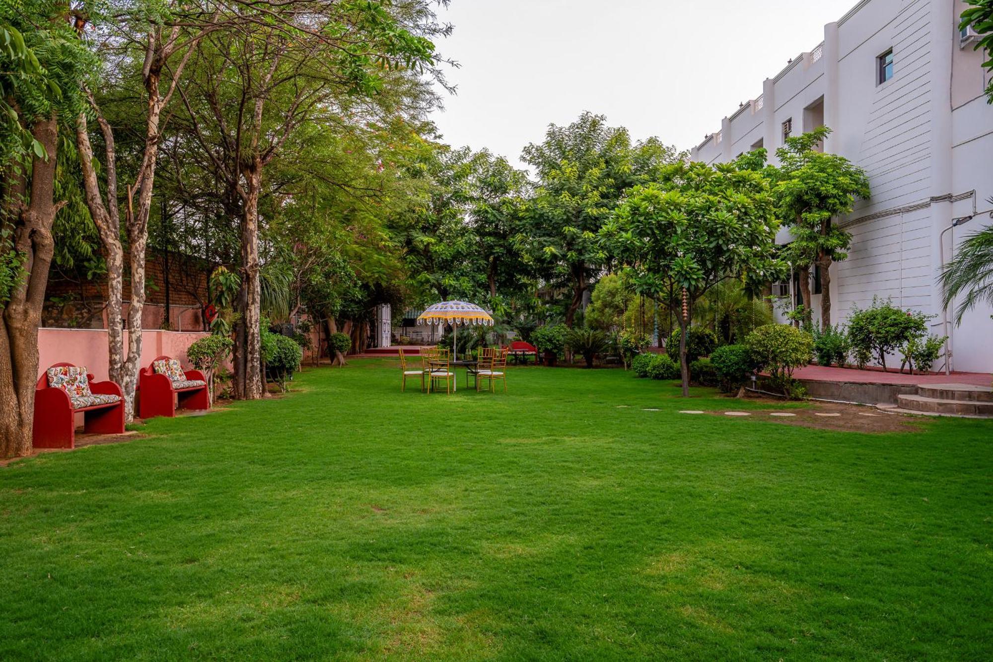 ג'איפור Nine Palms Resort מראה חיצוני תמונה